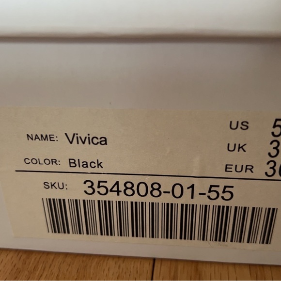 Vivika black boots 5.5 wore once like new. - Picture 2 of 7